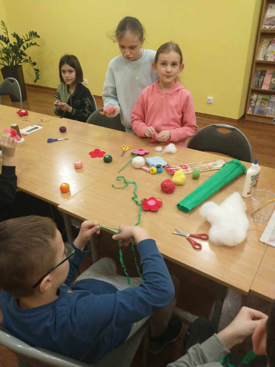 8Marca W Bibliotece 11
