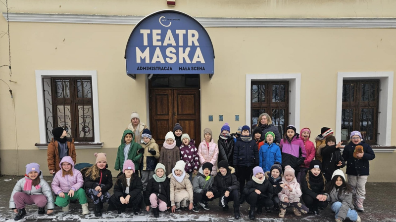 Wizyta w teatrze "Maska".