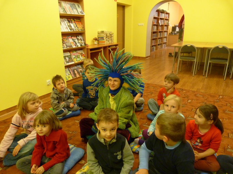 W bibliotece_02