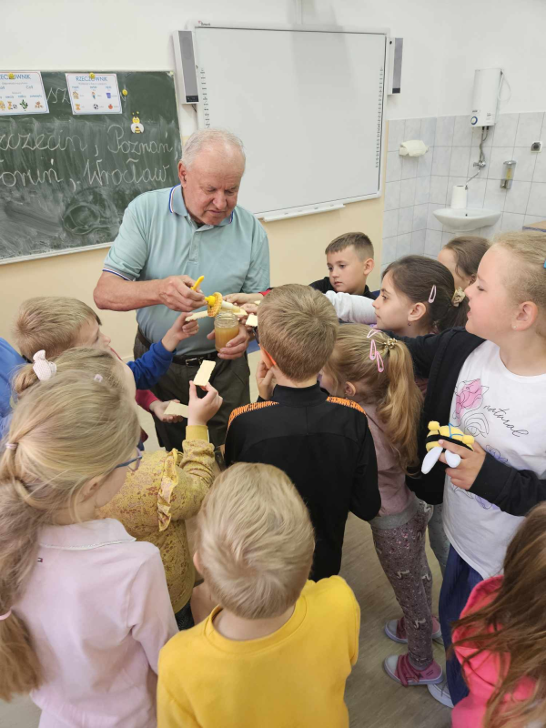 Dzien Pszczoly 017