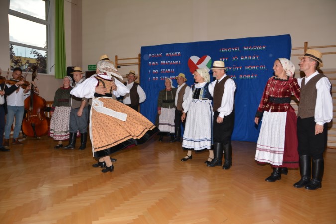 Gallery image 7998