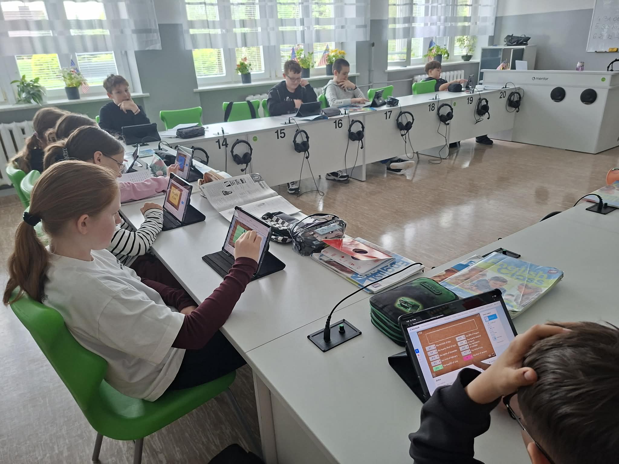 Angielski  i technologia - nauka w nowoczesnym wydaniu.